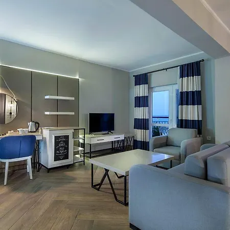 Club Marco Polo 5*